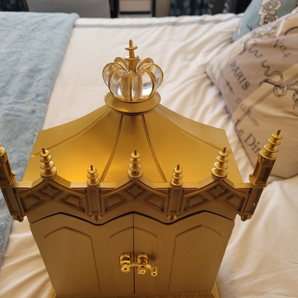 Ashley Taylor Sleeping Beauty Jewelry Box- Disney Parks Exclusive - Picture 6 of 11